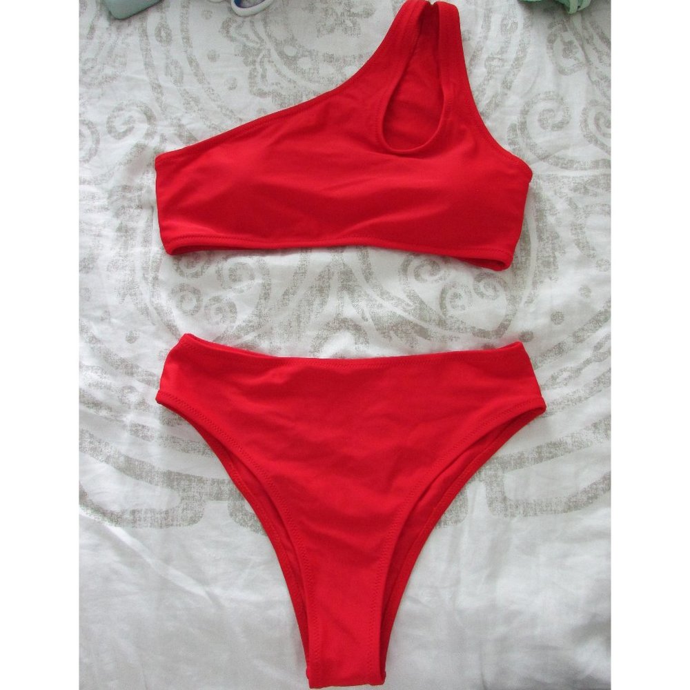 SHEIN Red Bikini with Shoulder Cutout
